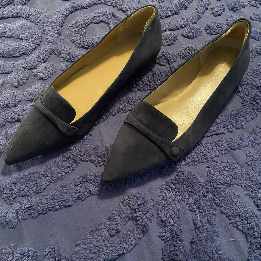 Ann Taylor navy flats